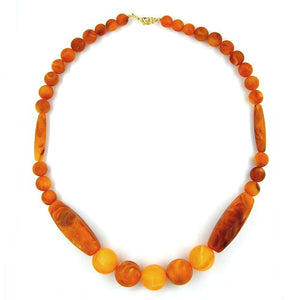 Kette mit Bernstein-Perlen matt orange-braun-gelb Vierkantelemente 60cm