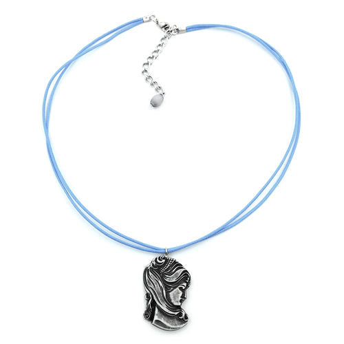 Kette, Cameè grau, Kordel hellblau 40cm