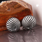 Clip ca.21mm Muscheldekor altsilber-fbg