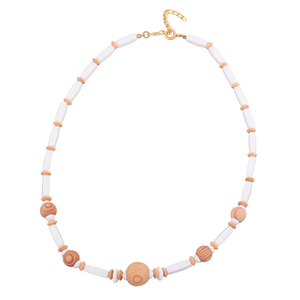 Weiße Kette mit 11 × 4 mm Vierkantperlen aus Kunststoff sowie Perlen aus Tannen- und Ahornholz, 48 cm