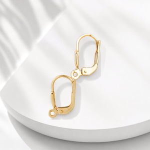 Brisur Ohrhaken 8 Karat Gold 333 Detailansicht