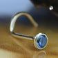 Nasenstecker 2,5mm synth. Aquamarin 18Kt GOLD