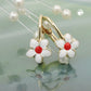 Kinder-Ohrbrisur Blume weiß-rot emailliert 13x7mm 9 Karat Gold